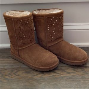 Chesnut Short Classic UGG Boots